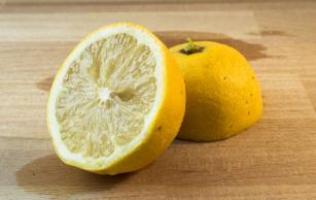 Sitruunahappo puhdistus. Katso kymmenen eri tapaa, miten sitruunahappo ja siivous sopivat yhteen!